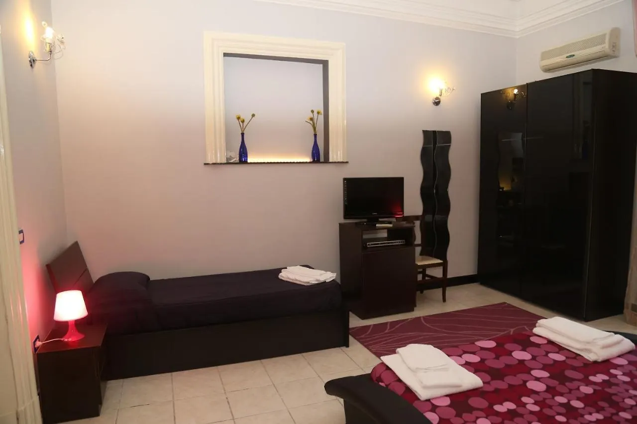 Nuovo Hotel Sangiuliano Catánia Italië